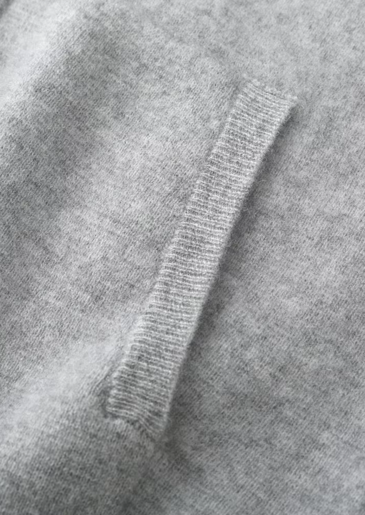 Extra-Fine Merino Wool Zipper Hoodie