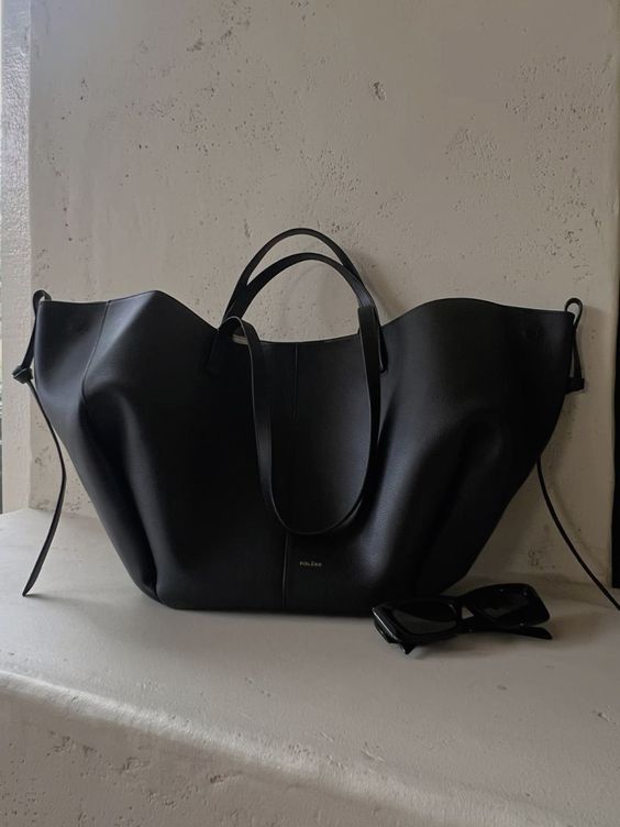 Women’s Vintage Leather Tote Bag