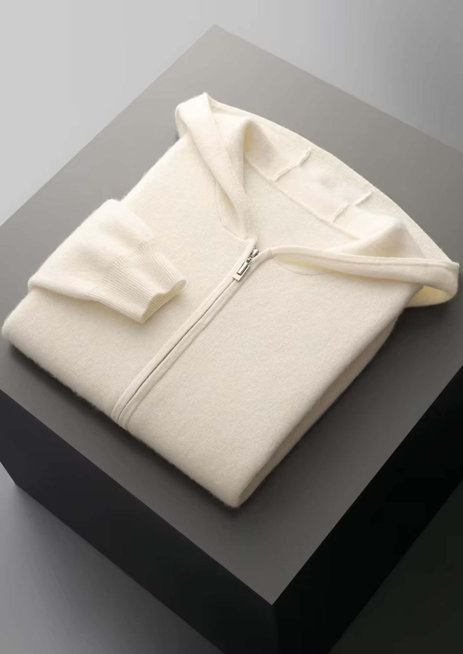 Extra-Fine Merino Wool Zipper Hoodie