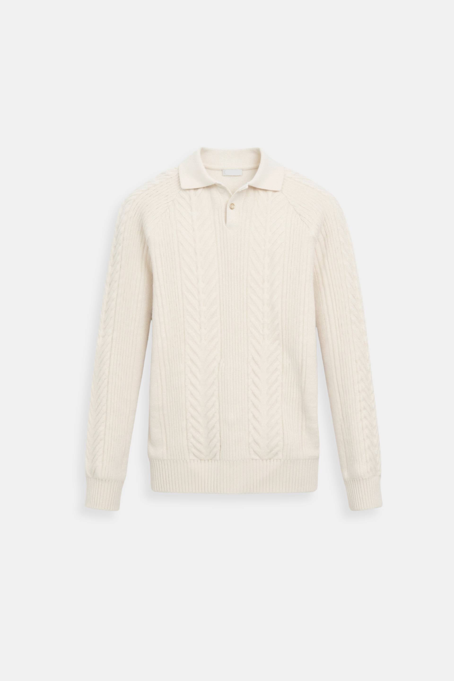 Knit Sweater – Relaxed Fit with Comfortable Freedom of Movement