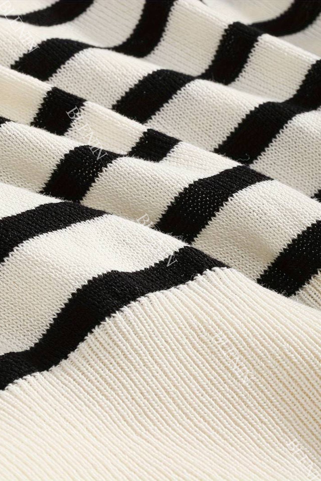 Emma | Versatile striped blouse