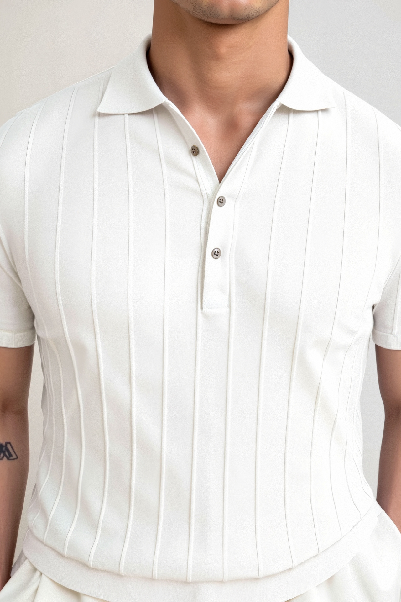 Milan | Polo with Vertical Stripe and Refined Appearance